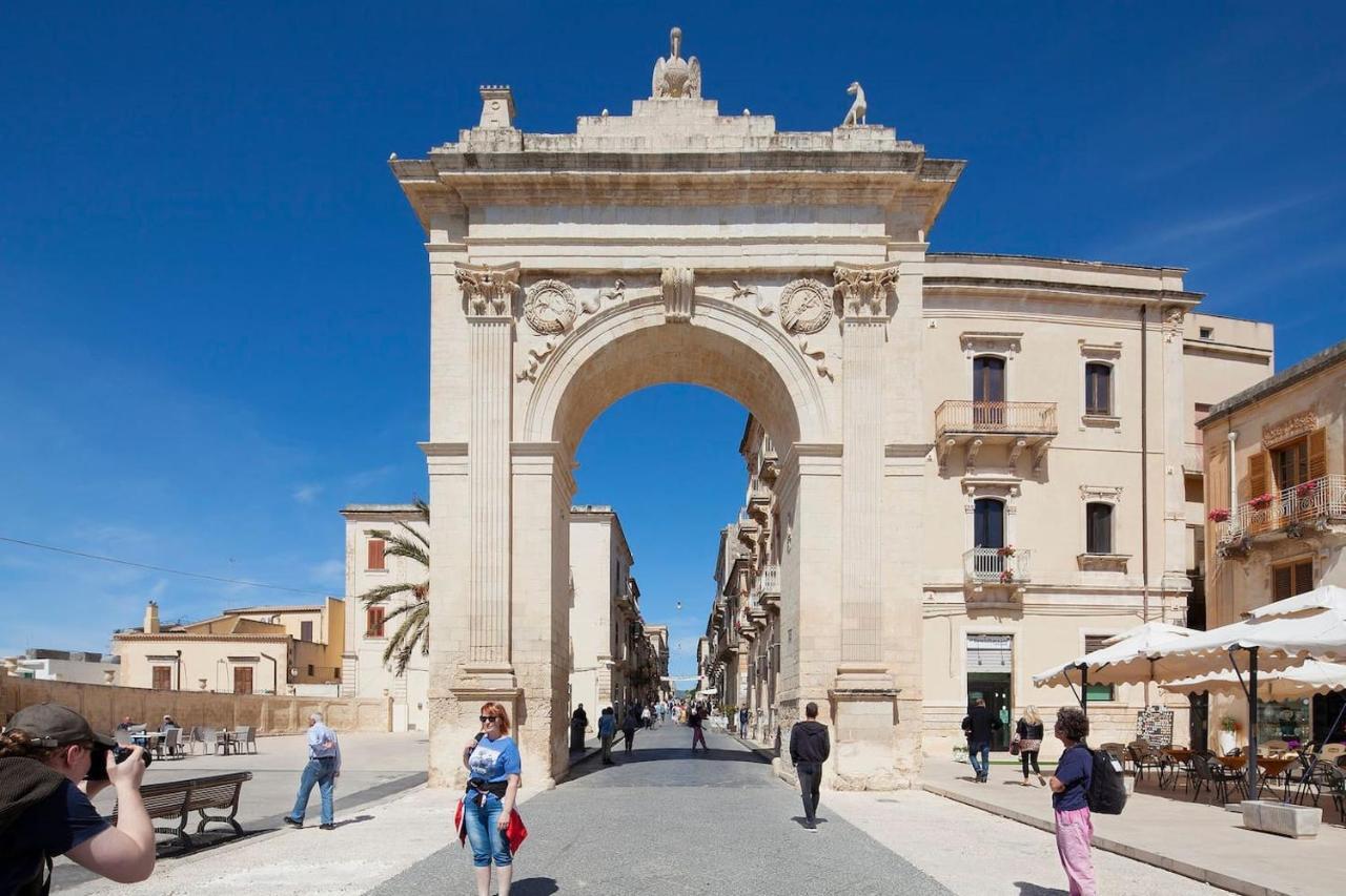 44 Steps - Enjoy Noto
